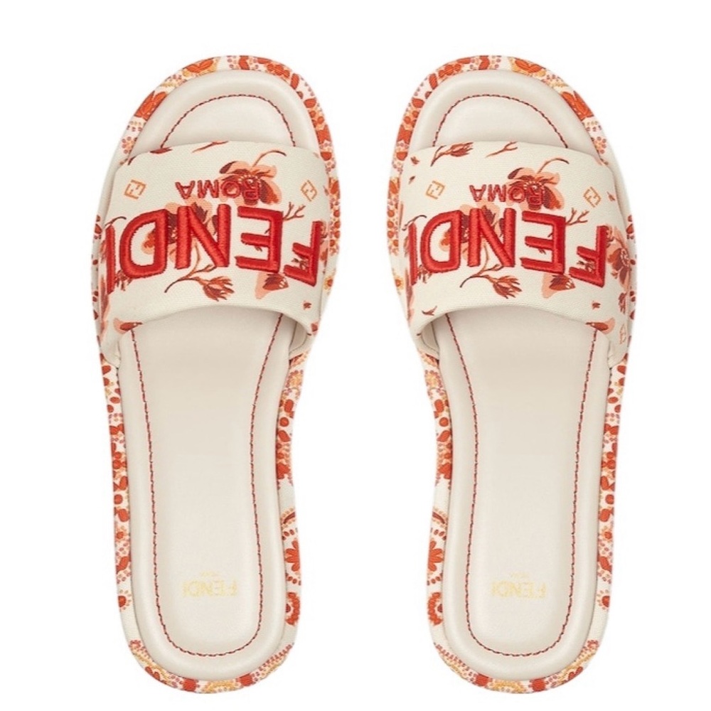 Fendi Platform Sunshine Logo Brocade Platform Slides in Camelia Lava 8R8515